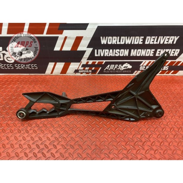 Platine repose pied passager gauche Cagiva 1000 Raptor 2000 à 2005